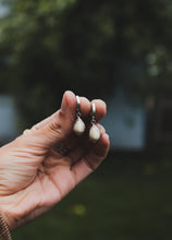 Load image into Gallery viewer, ELK IVORY HUGGIES