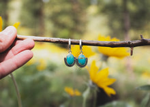 Load image into Gallery viewer, Turquoise Ray Huggies