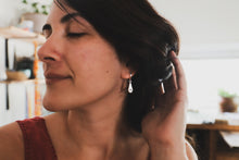 Load image into Gallery viewer, Rain Drop Huggies