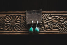 Load image into Gallery viewer, Turquoise Ray Huggies