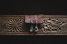 Load image into Gallery viewer, Drip Drop Huggies