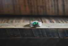 Load image into Gallery viewer, 6.5: Turquoise Signet Ring