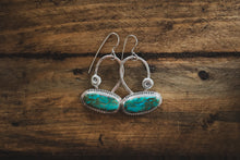 Load image into Gallery viewer, Horizon Hoops