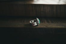 Load image into Gallery viewer, 9.25: Rays on an Alpine Lake Ring