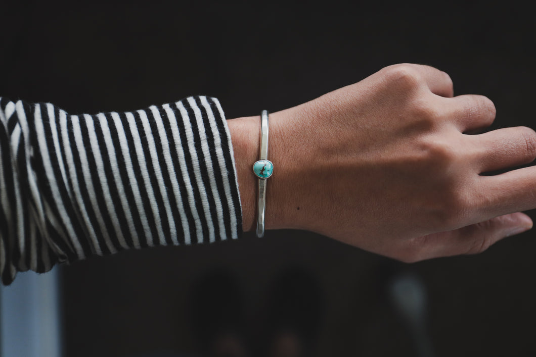 Simple Stone Cuff