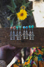 Load image into Gallery viewer, Wildflower Trout Stone Posts
