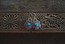 Load image into Gallery viewer, Bloom Earrings
