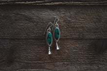 Load image into Gallery viewer, Wind Dancer Earrings
