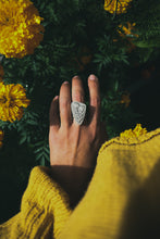 Load image into Gallery viewer, 7: Wildflower Shadow Ring
