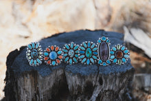 Load image into Gallery viewer, 7.75: Heirloom Bloom Ring
