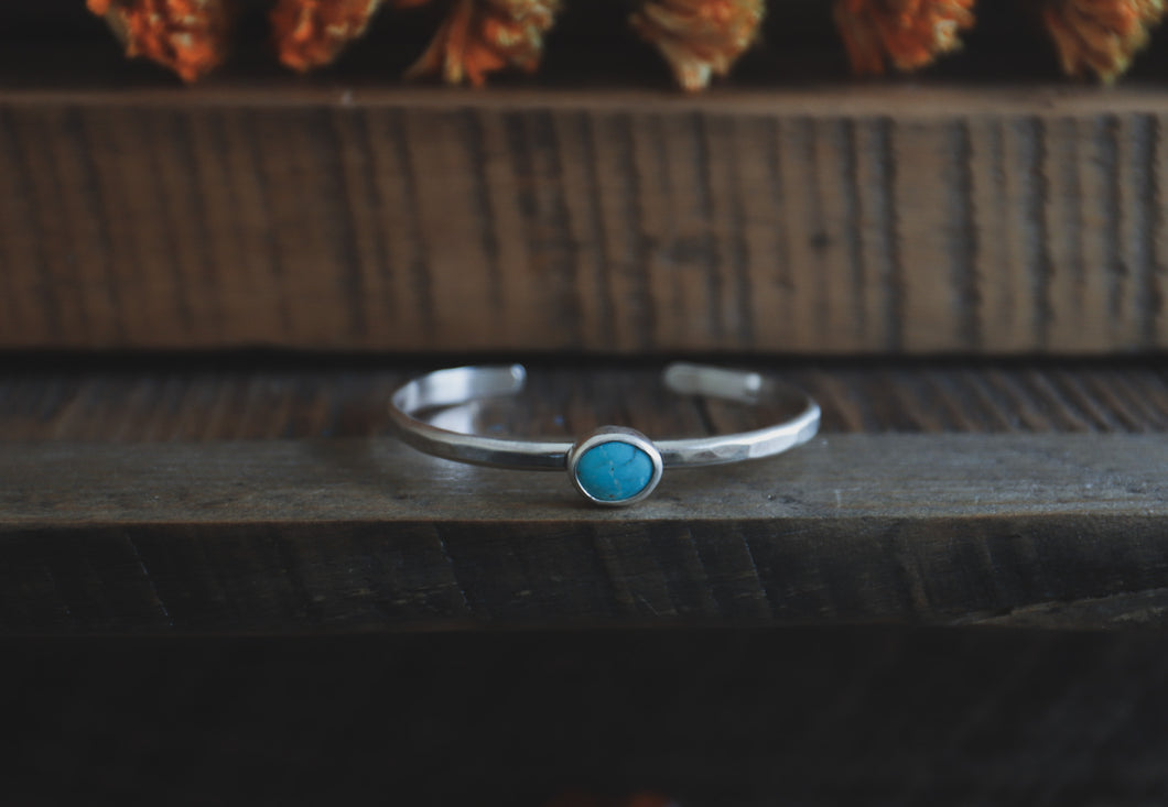 Turquoise: Simple Stone Cuff